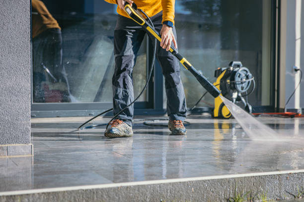 Fence Pressure Washing in Lawtey, FL