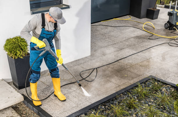 Best Commercial Building Pressure Washing  in Lawtey, FL